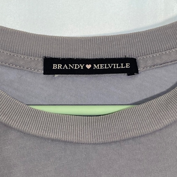 Brandy Melville pocket tee - Picture 2 of 3